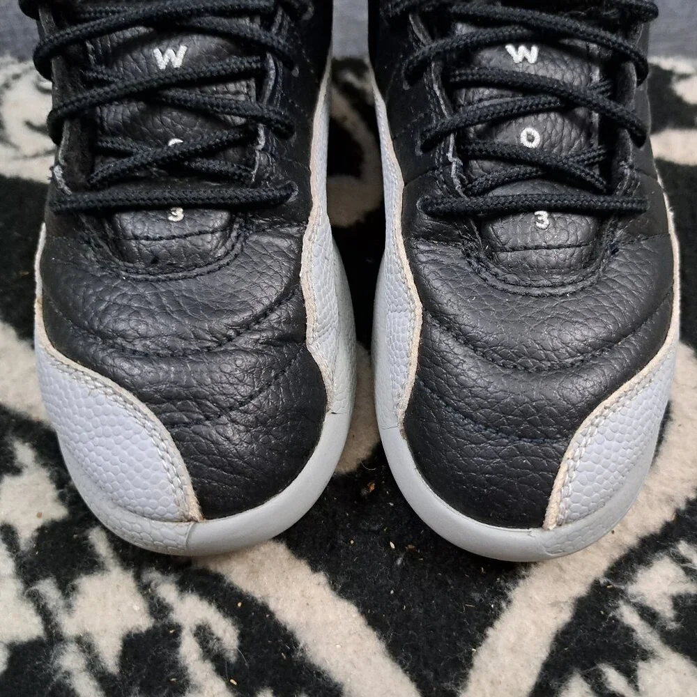 %Size 1 Youth NIKE Air Jordan 12 Retro Playoffs Black AJ5